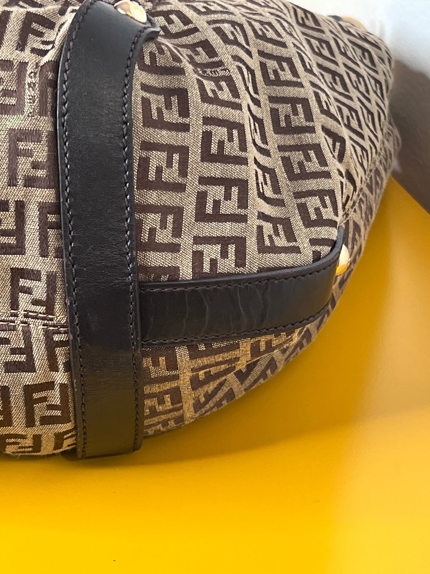 Fendi Hobo Manico Intrecciato