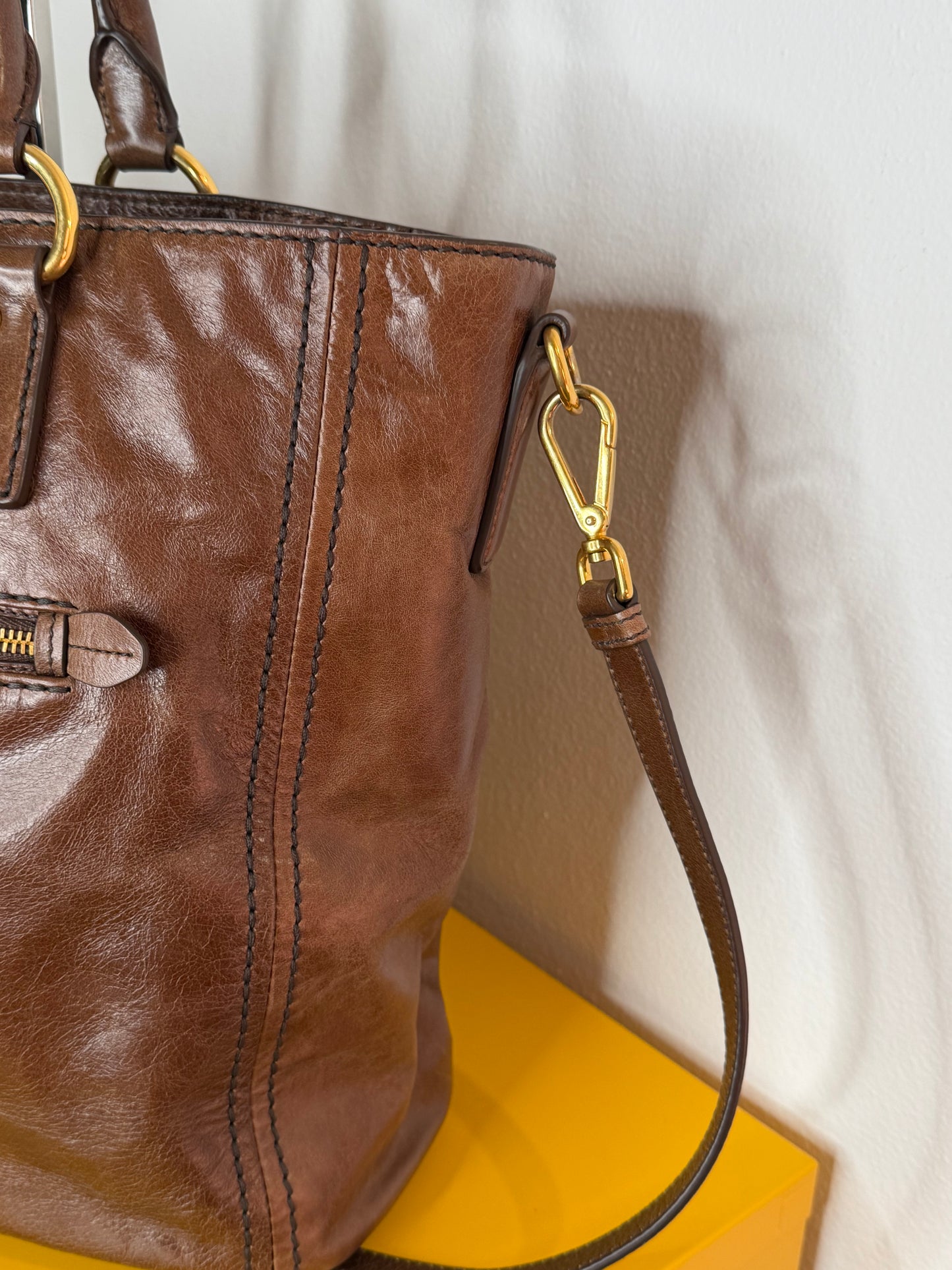 Prada tote nocciola
