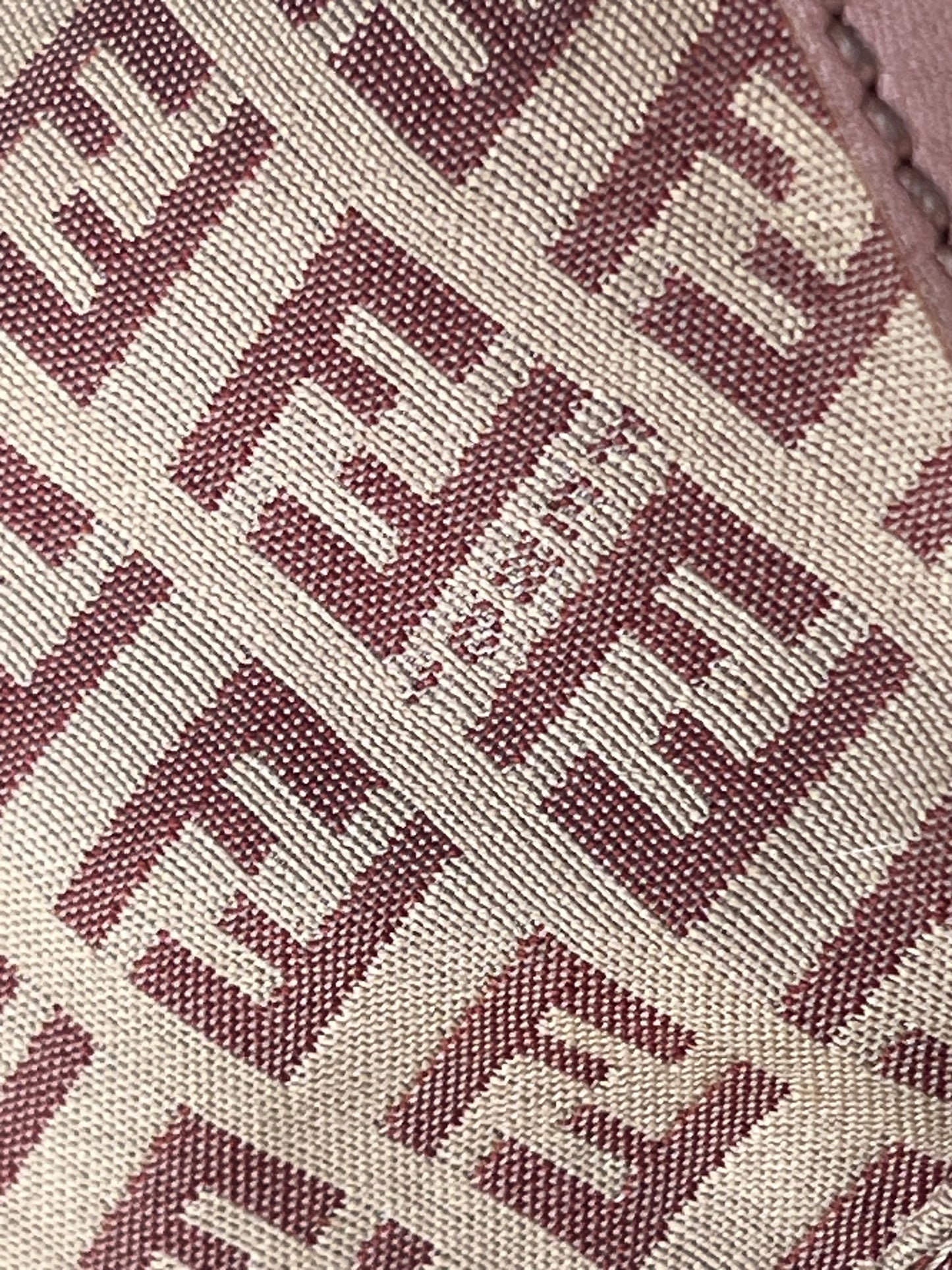 Fendi Mini Baguette Zucchino Rosa