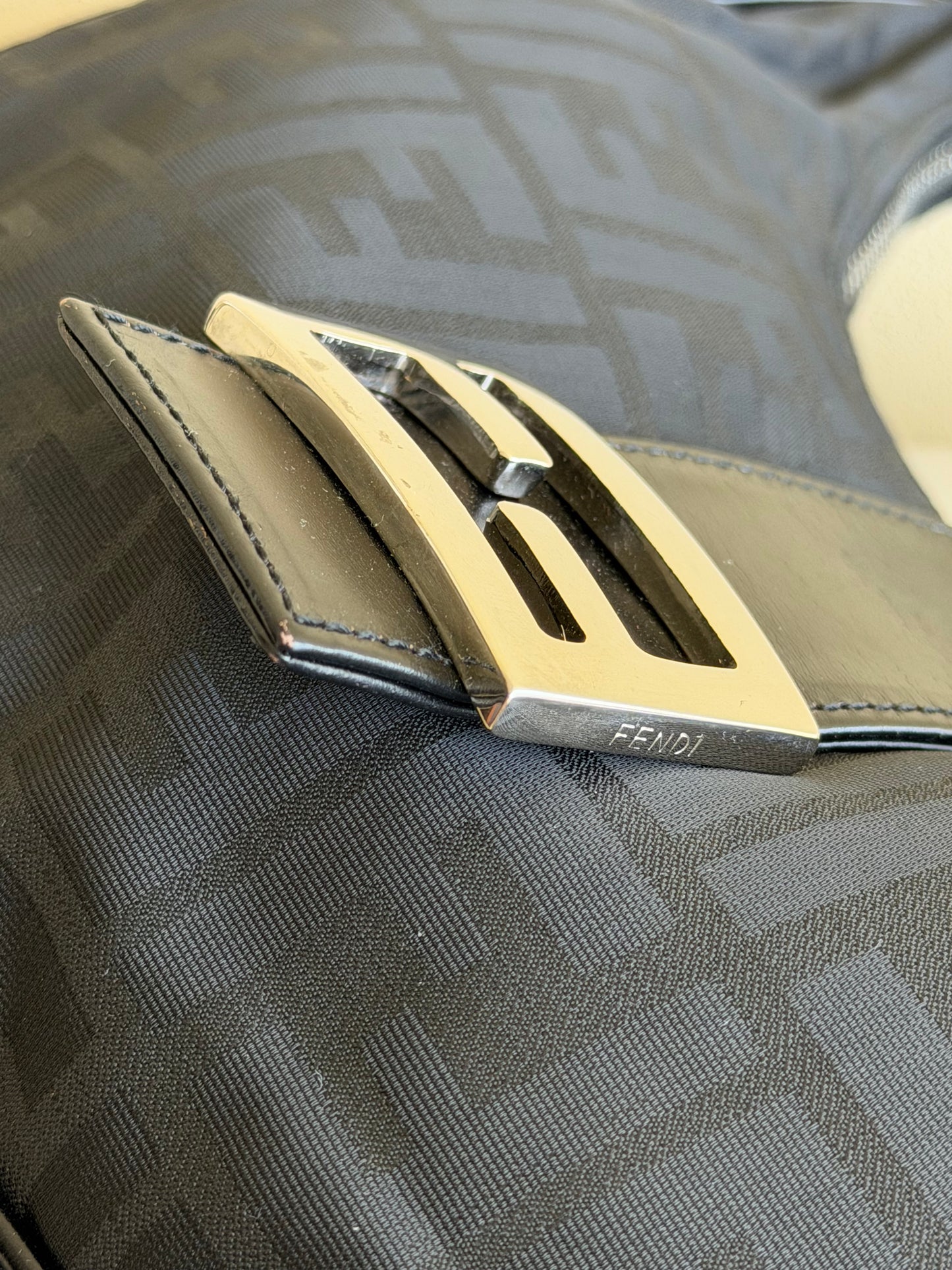 Fendi Croissant vintage nera
