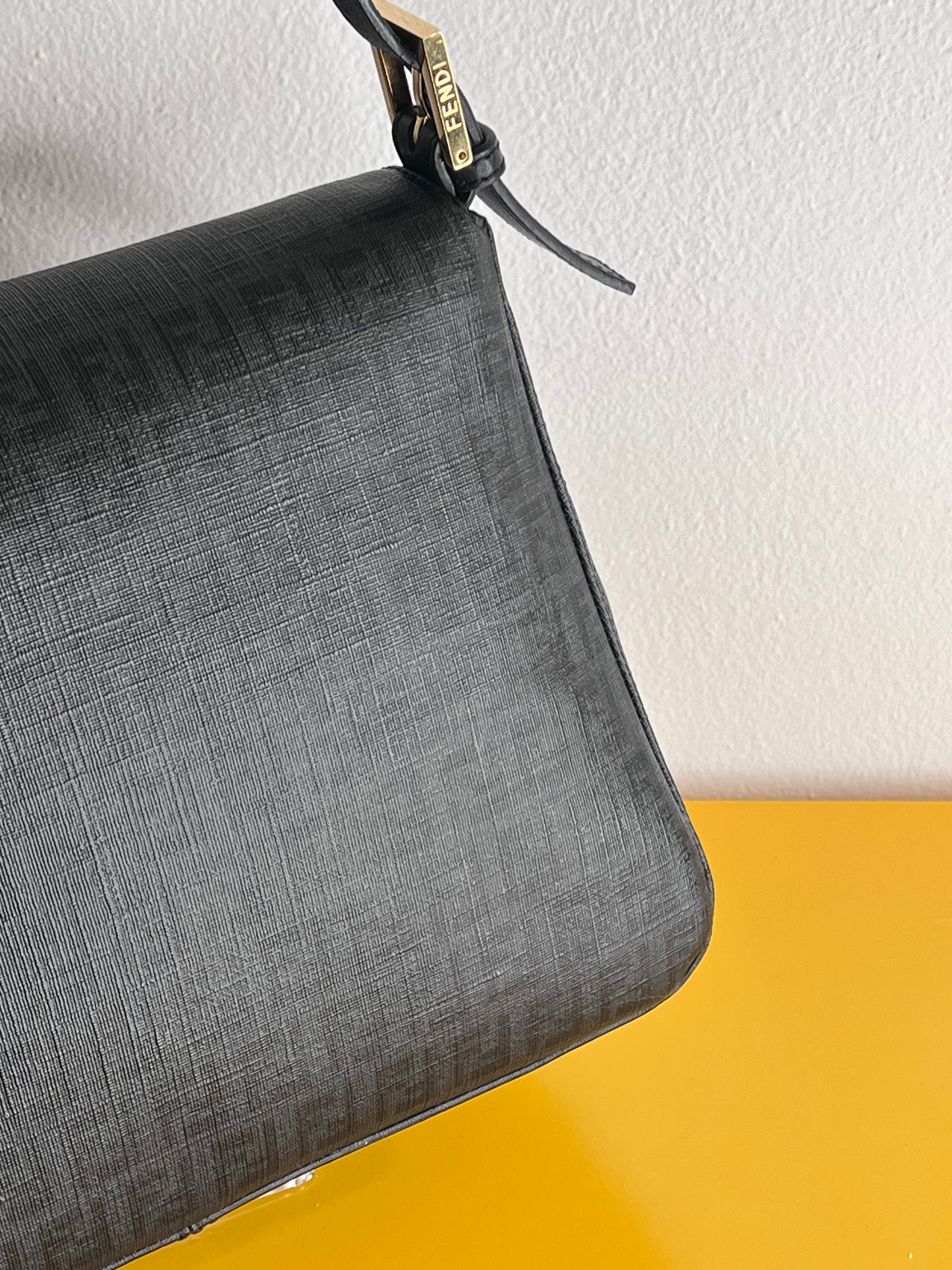 Fendi Mamma tessuto roll