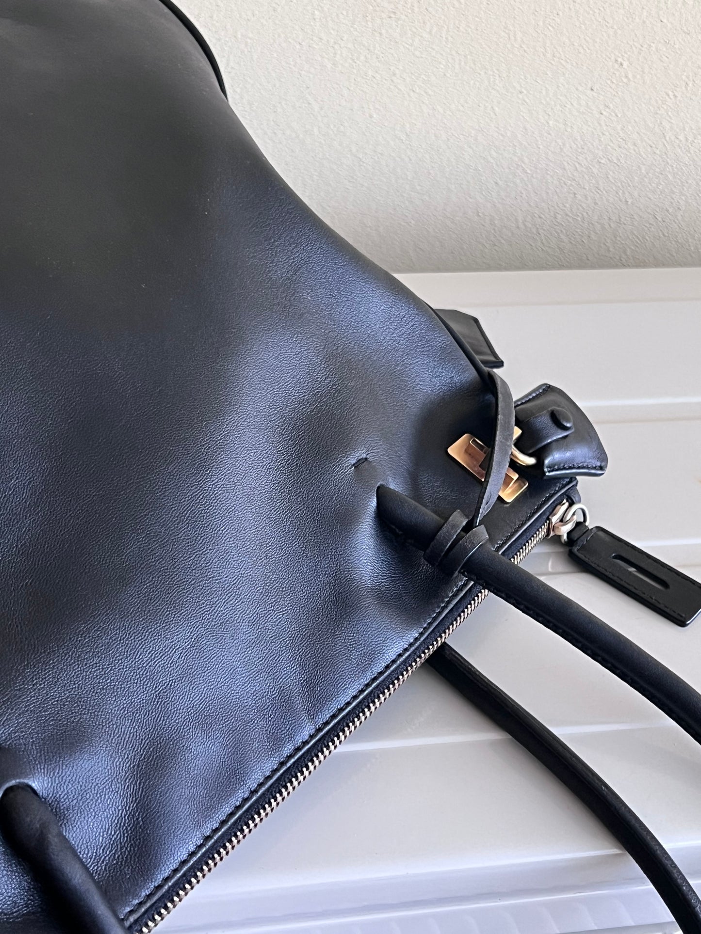 Prada Borsa a spalla in pelle
