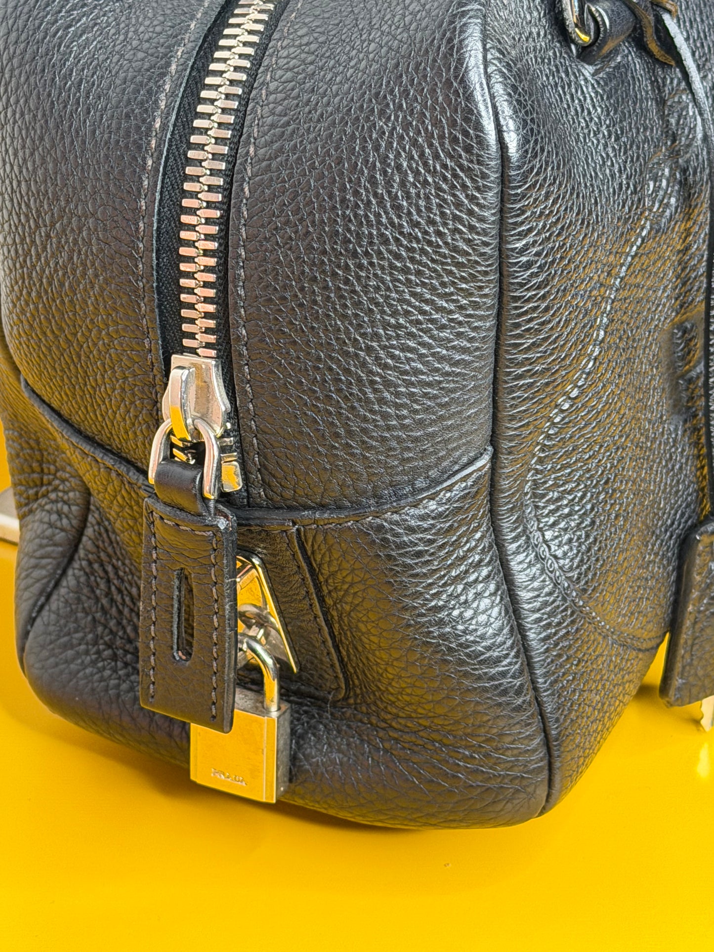 Prada bauletto logo Jaquard