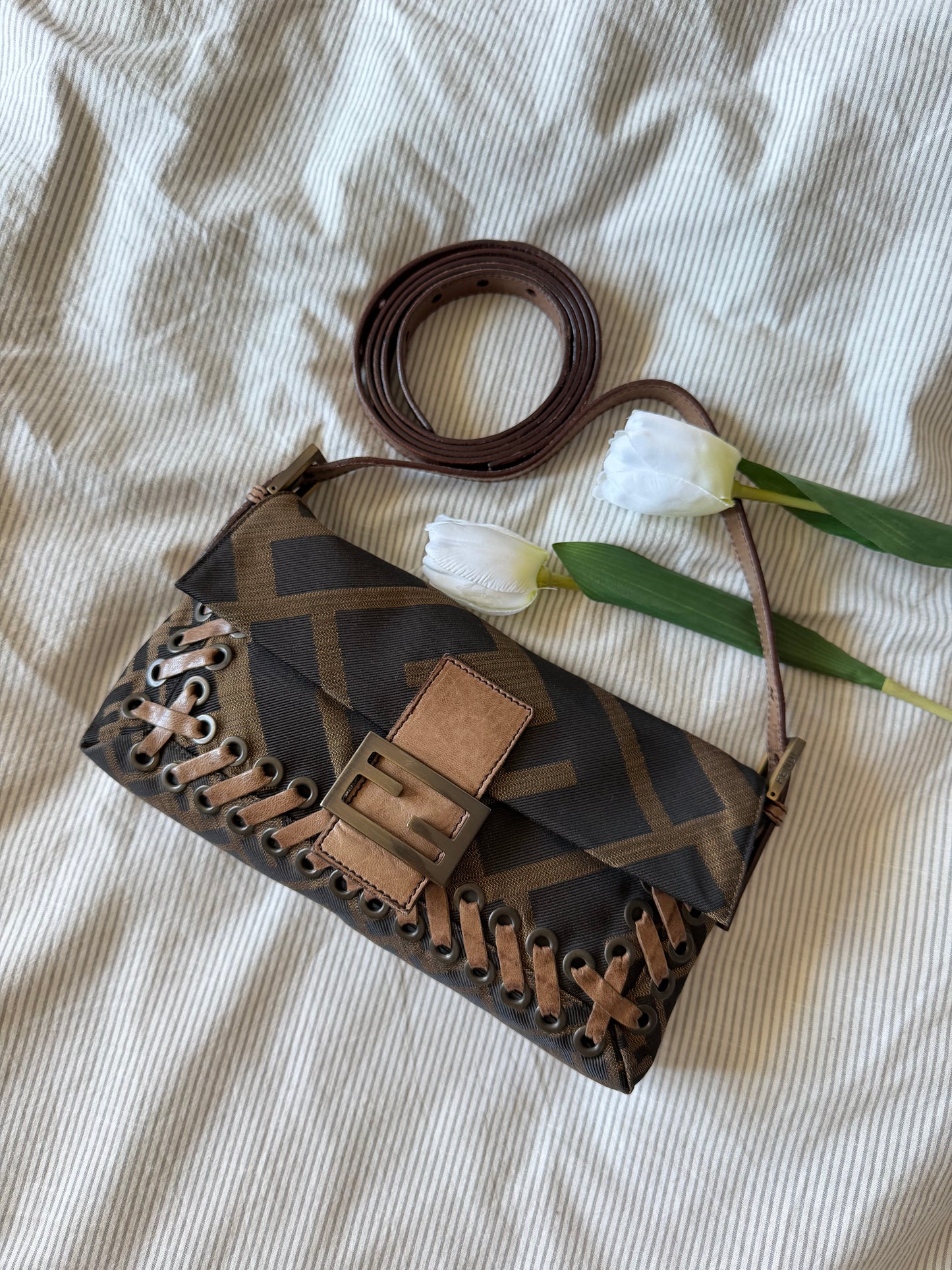 Fendi Baguette XL FF Logomania