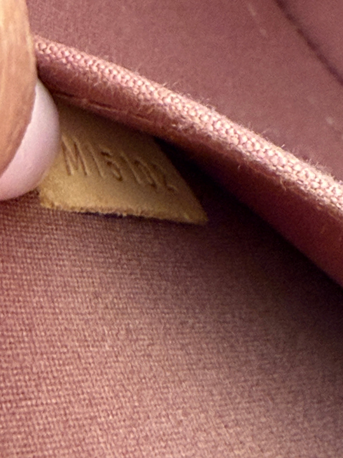 Louis Vuitton Alma BB Vernis