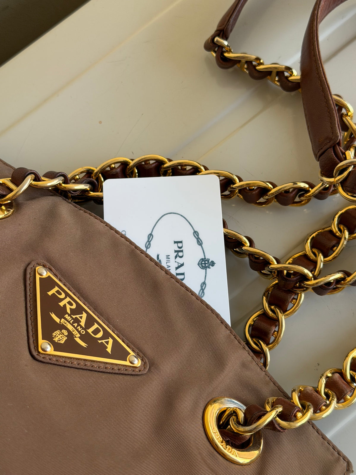 Prada tessuto catena