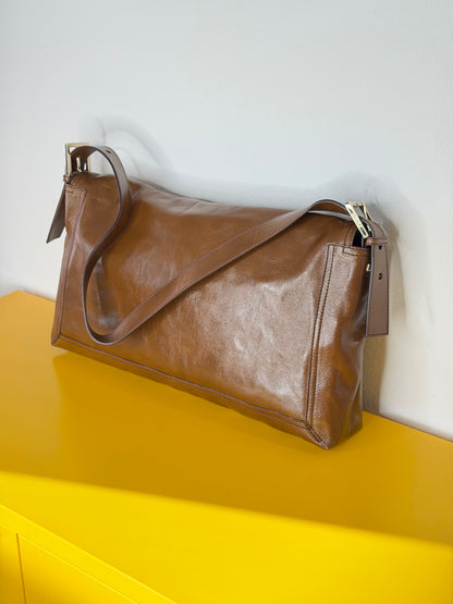 Fendi maxi baguette