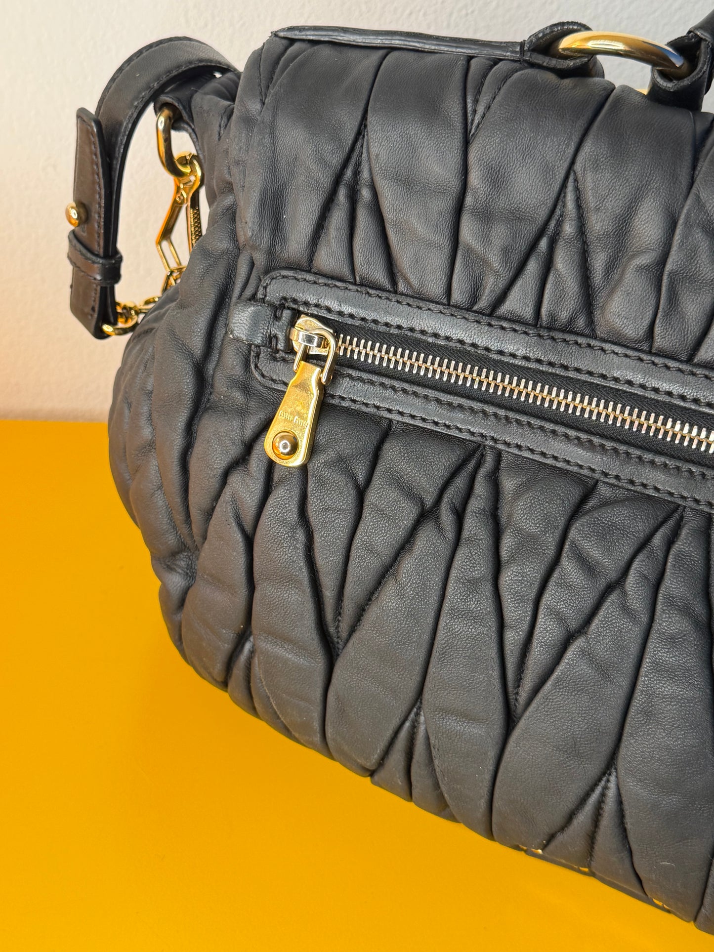 Miu Miu Pattina nera