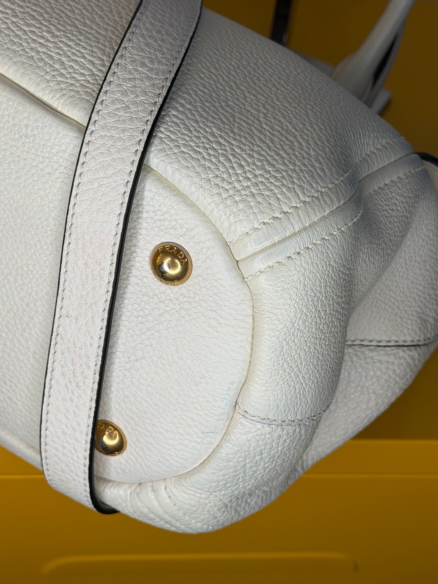 Prada Tote avorio