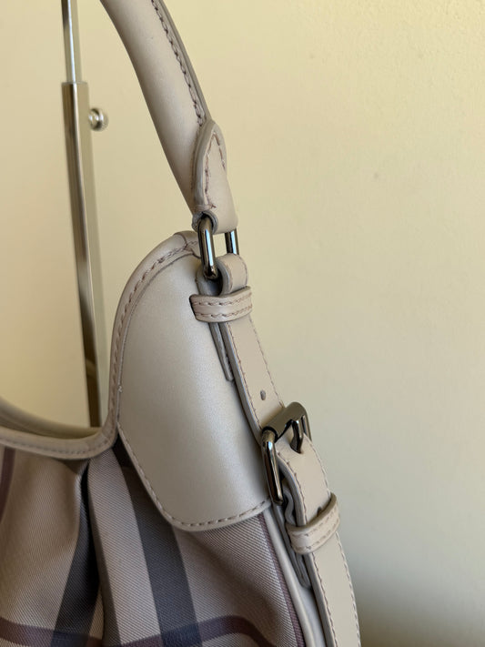 Burberry Hobo in Pelle