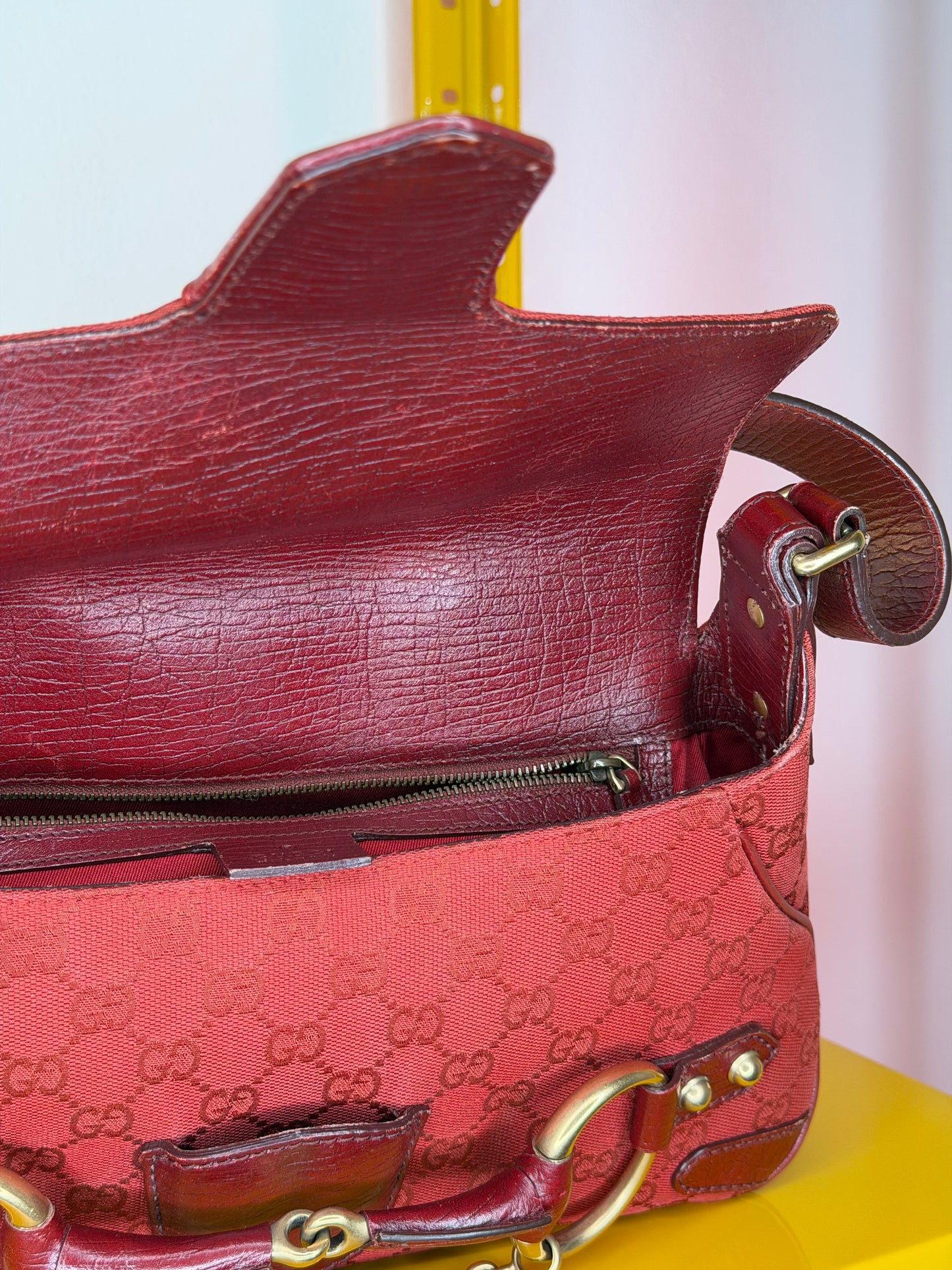 Gucci Horsebit red