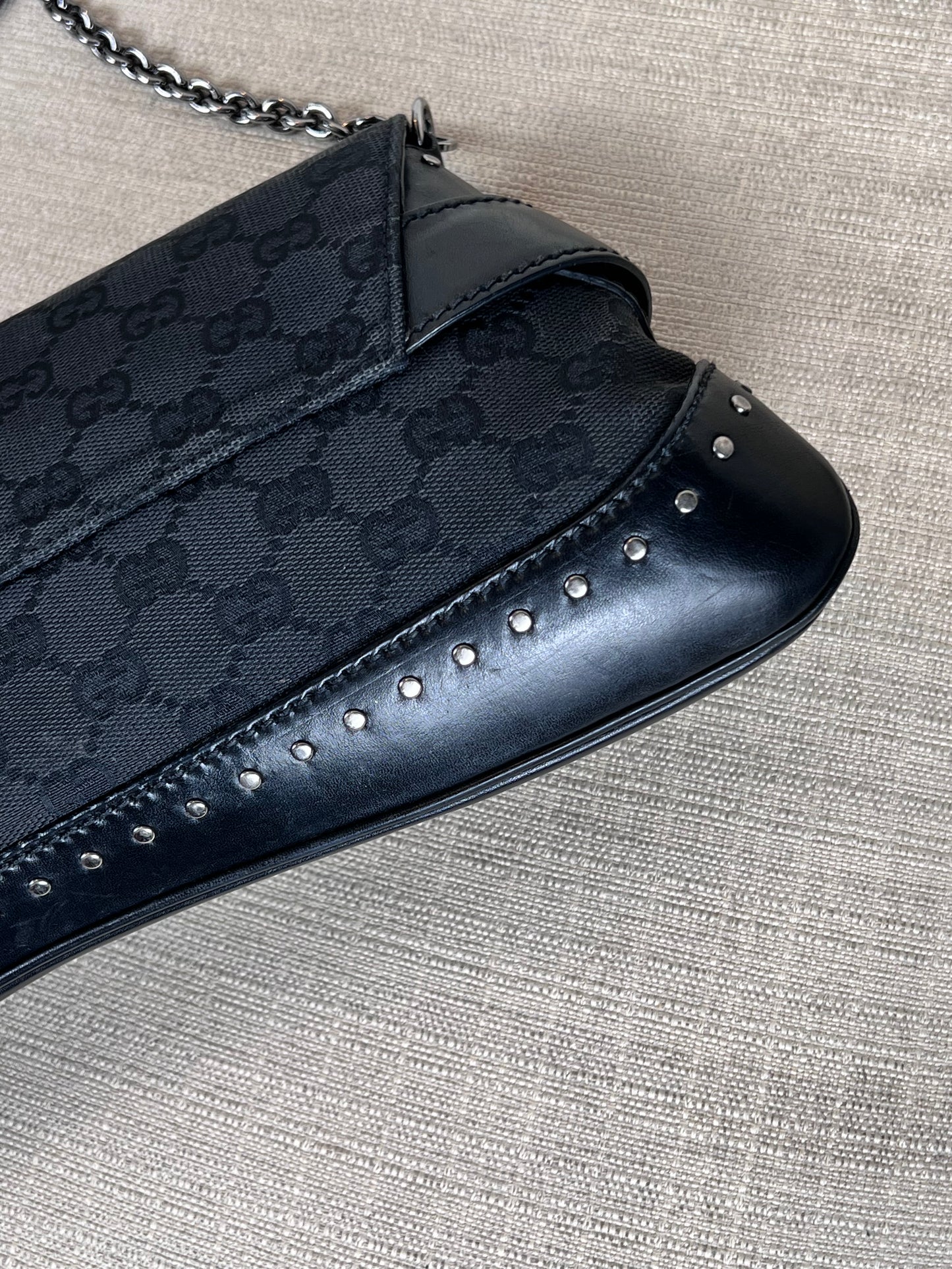 Gucci Horsebit chain with rivets