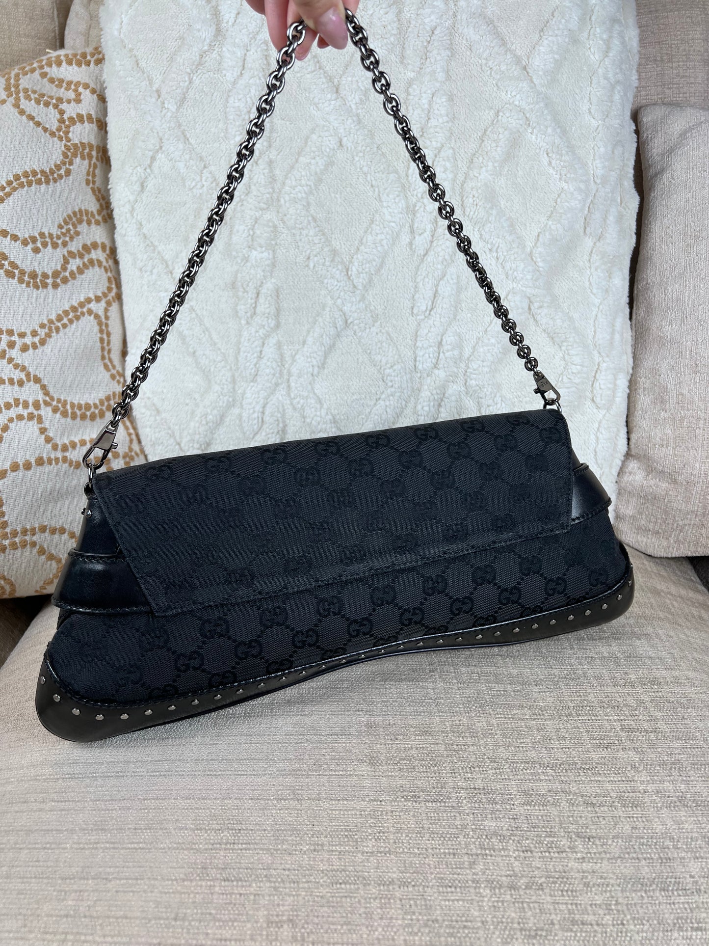 Gucci Horsebit chain with rivets
