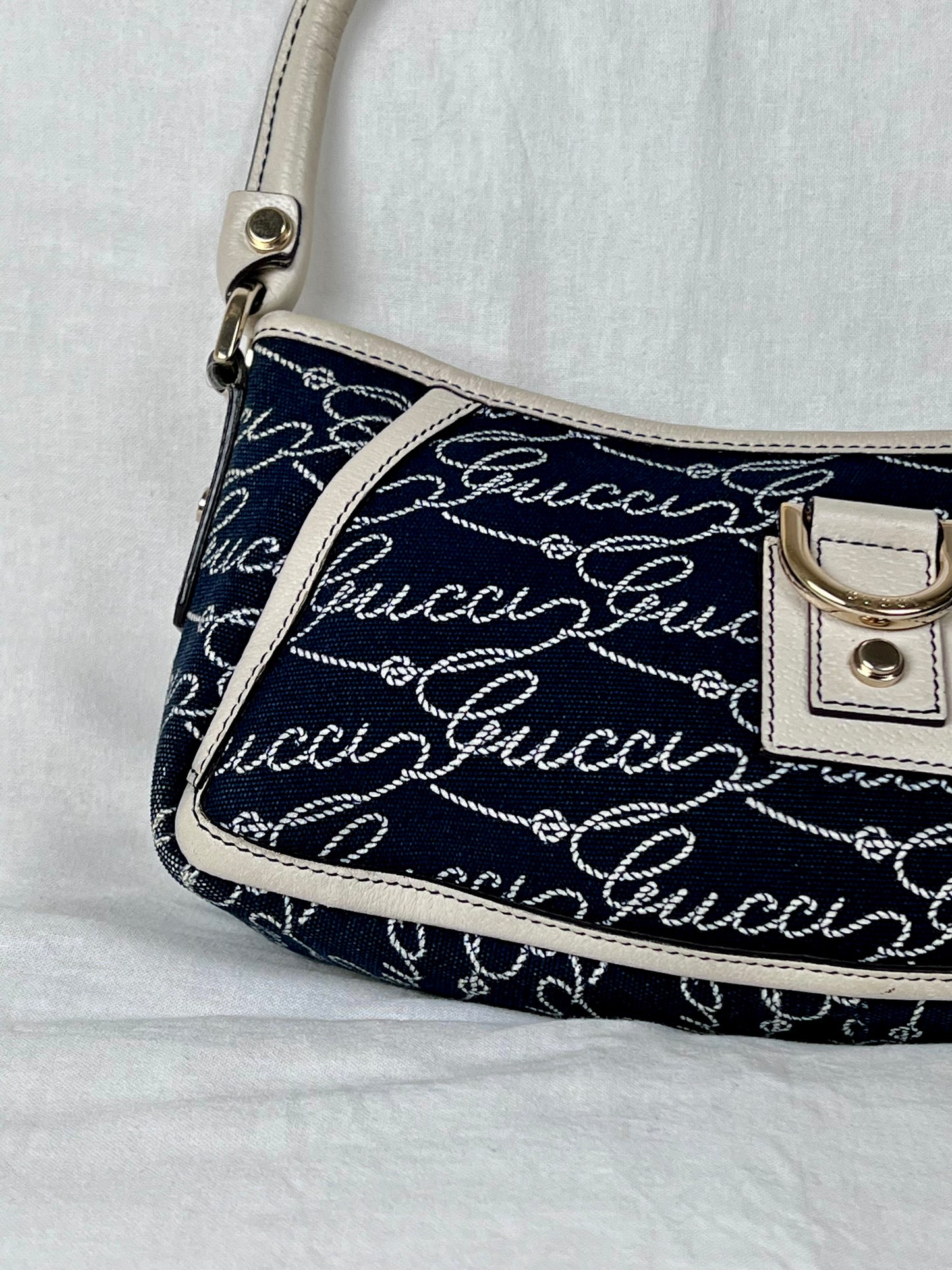 Gucci abbey denim baguette