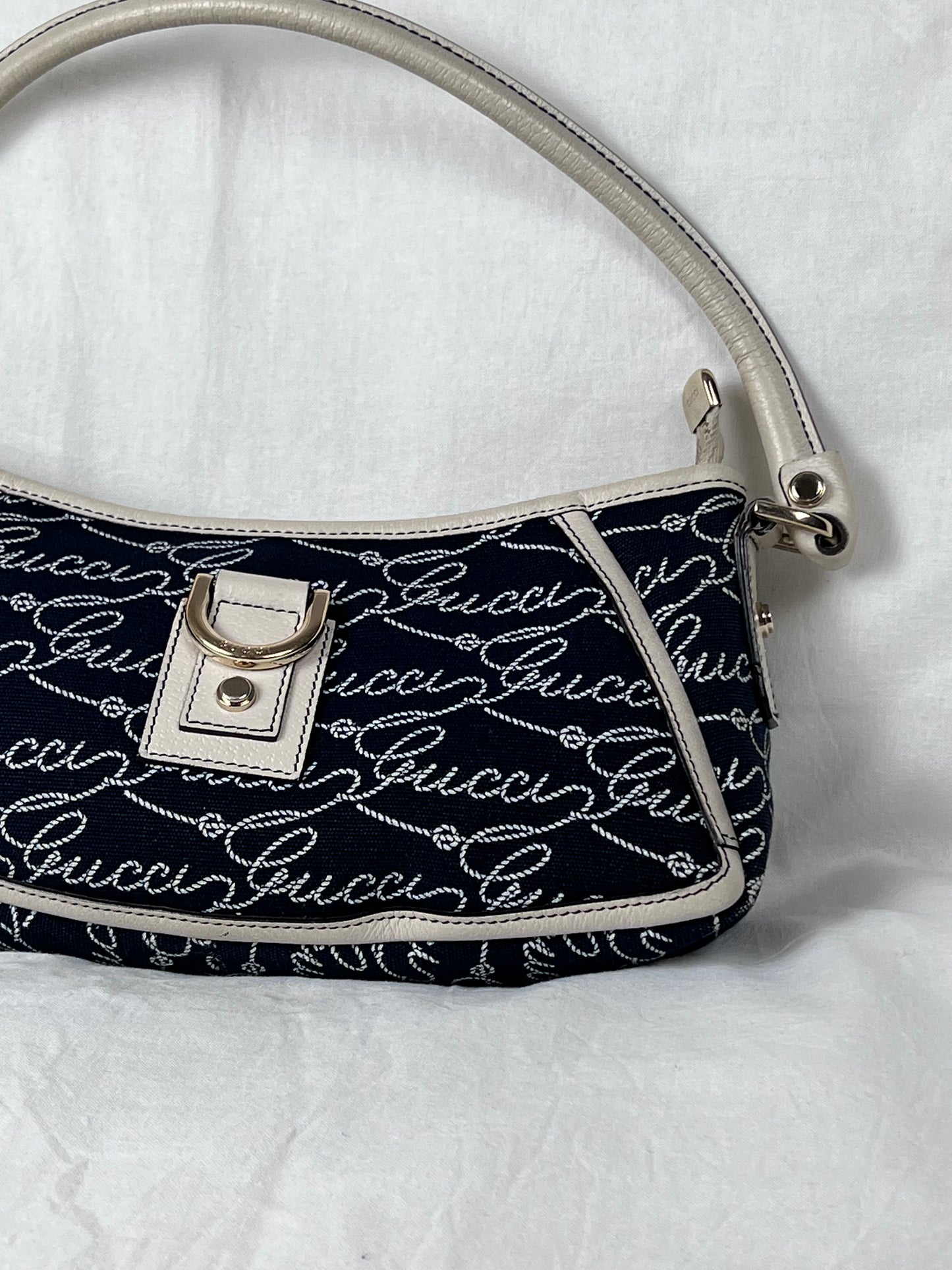 Gucci abbey denim baguette