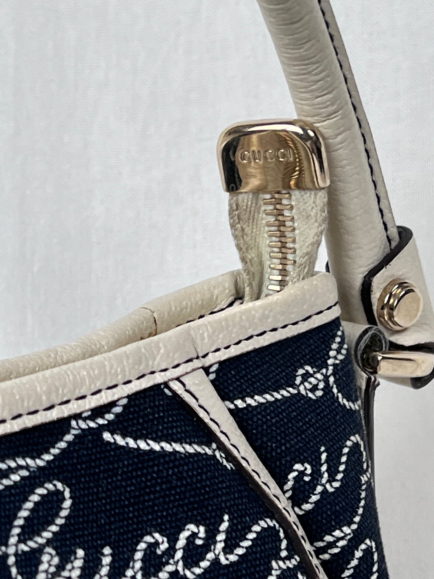 Gucci abbey denim baguette