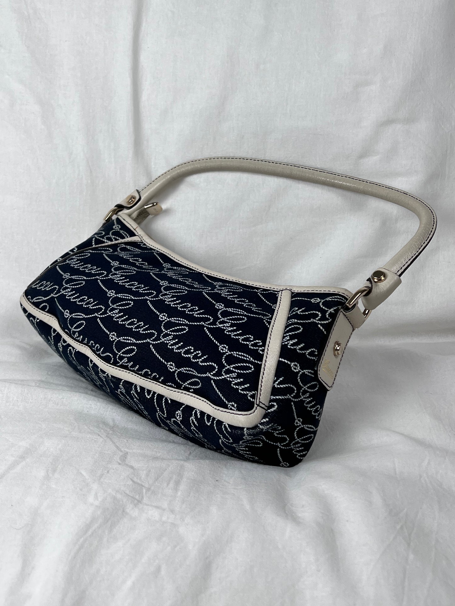 Gucci abbey denim baguette