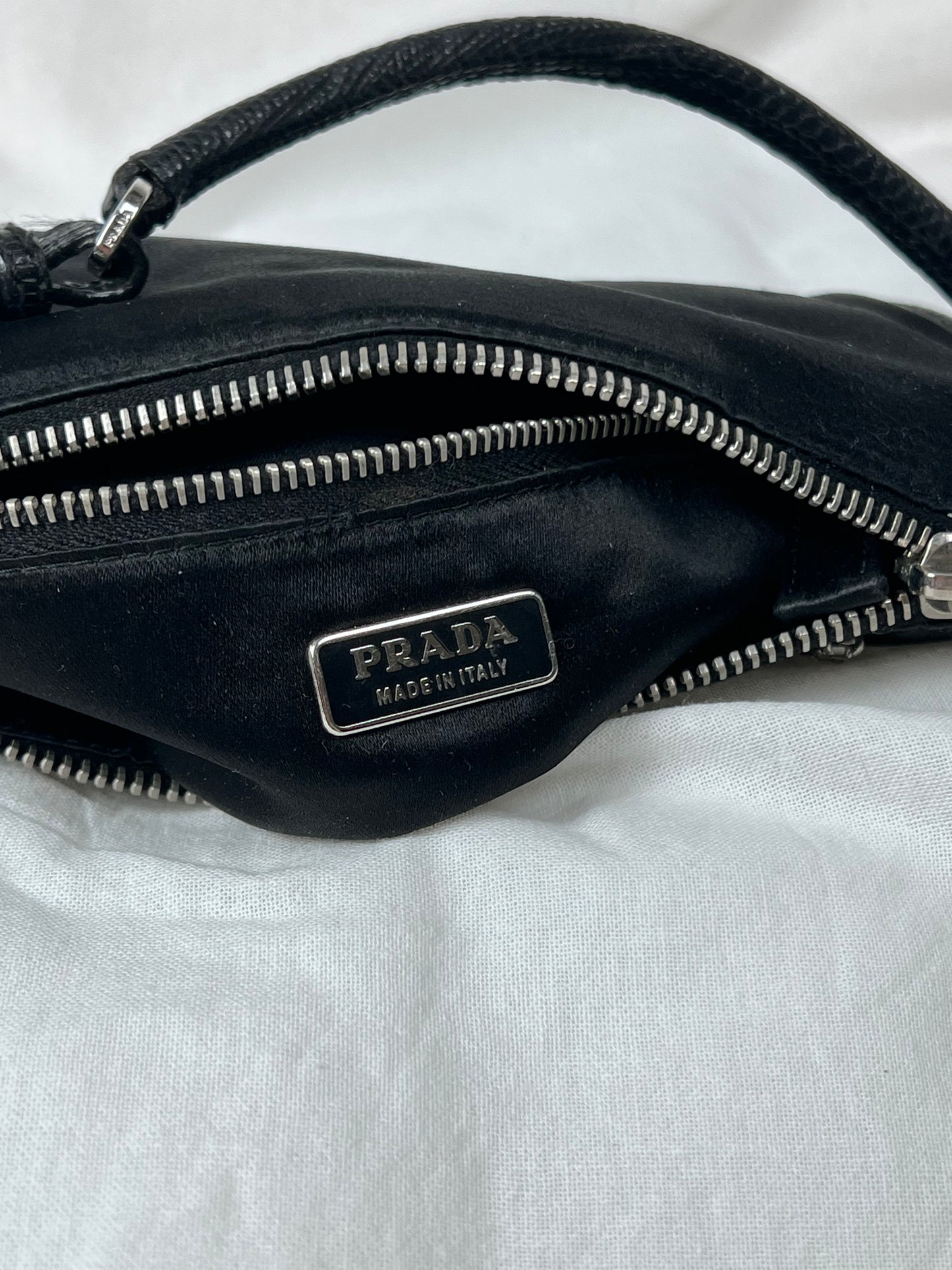 Prada Satin/Strass pochette