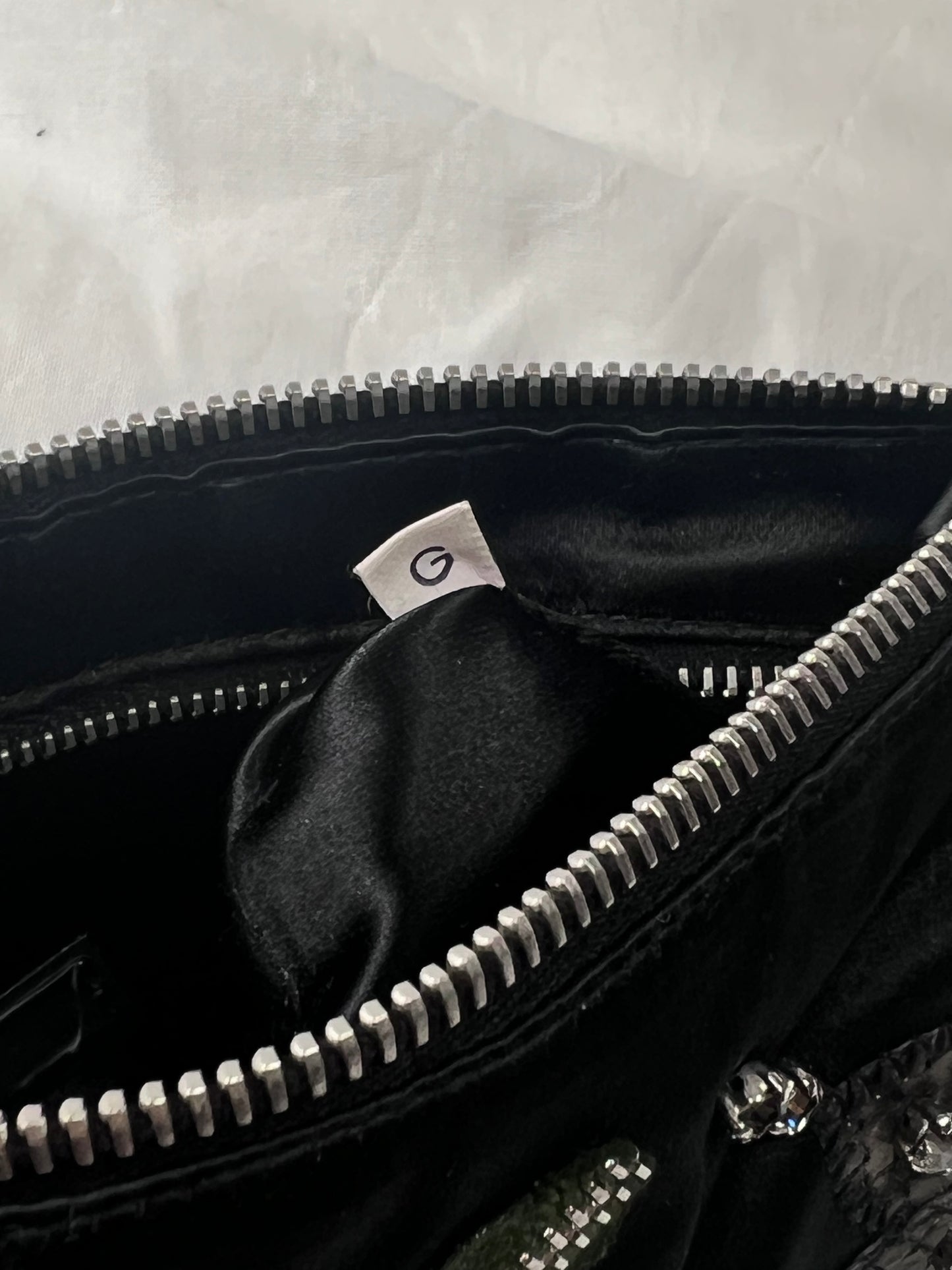 Prada Satin/Strass pochette