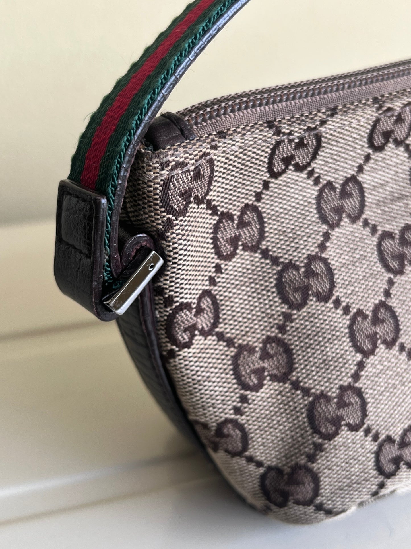 Gucci Boat Bag classic monogram