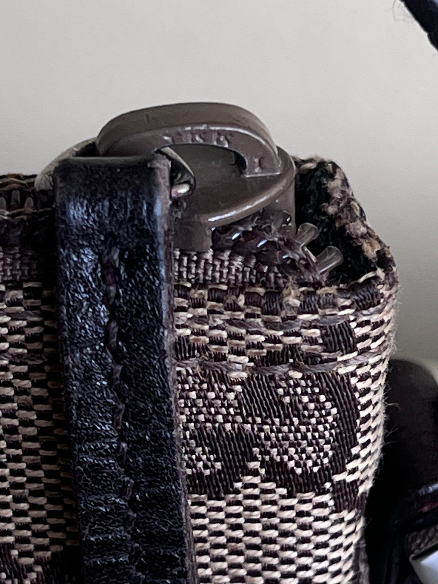 Gucci Boat Bag classic monogram