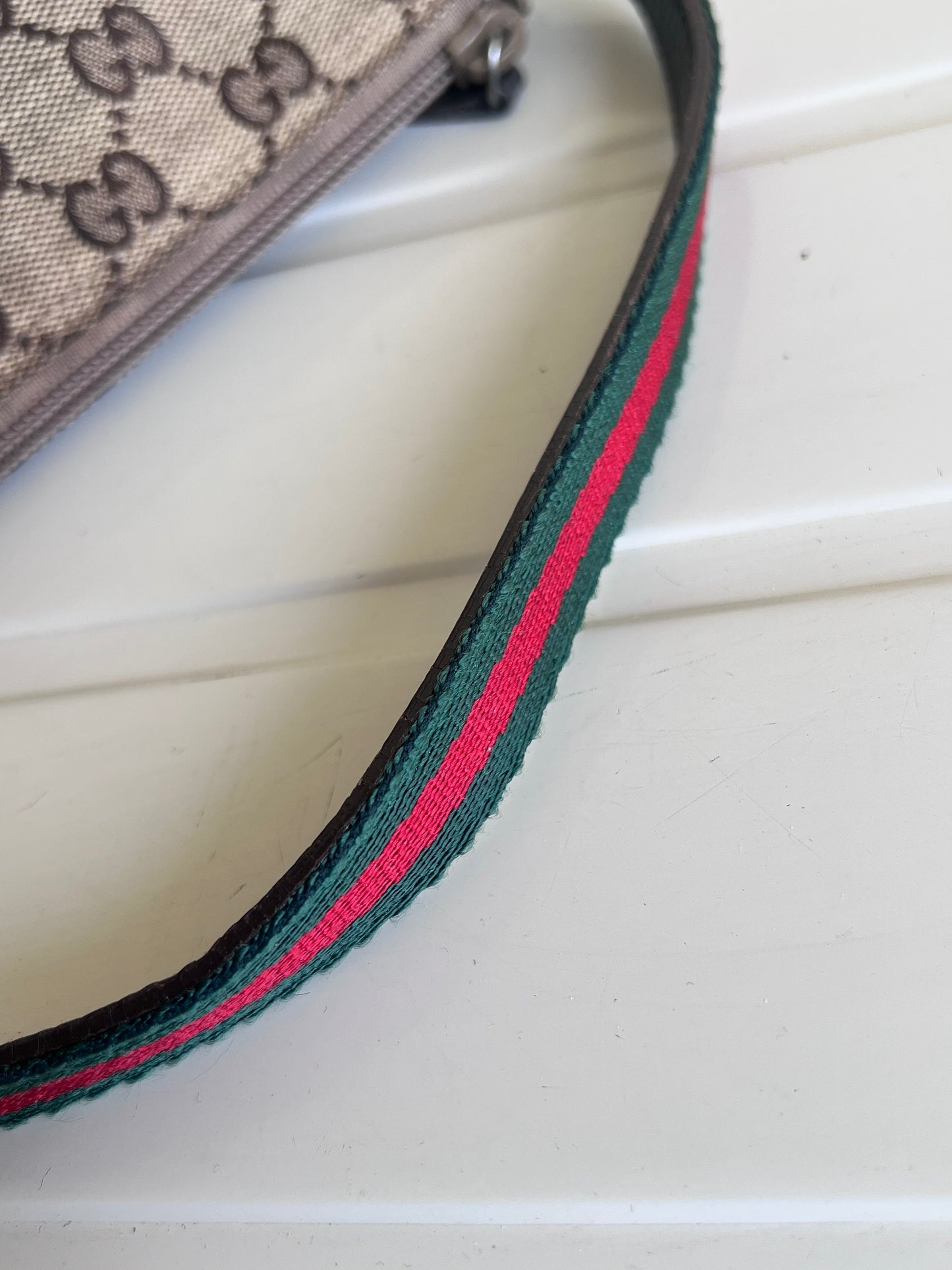 Gucci Boat Bag classic monogram