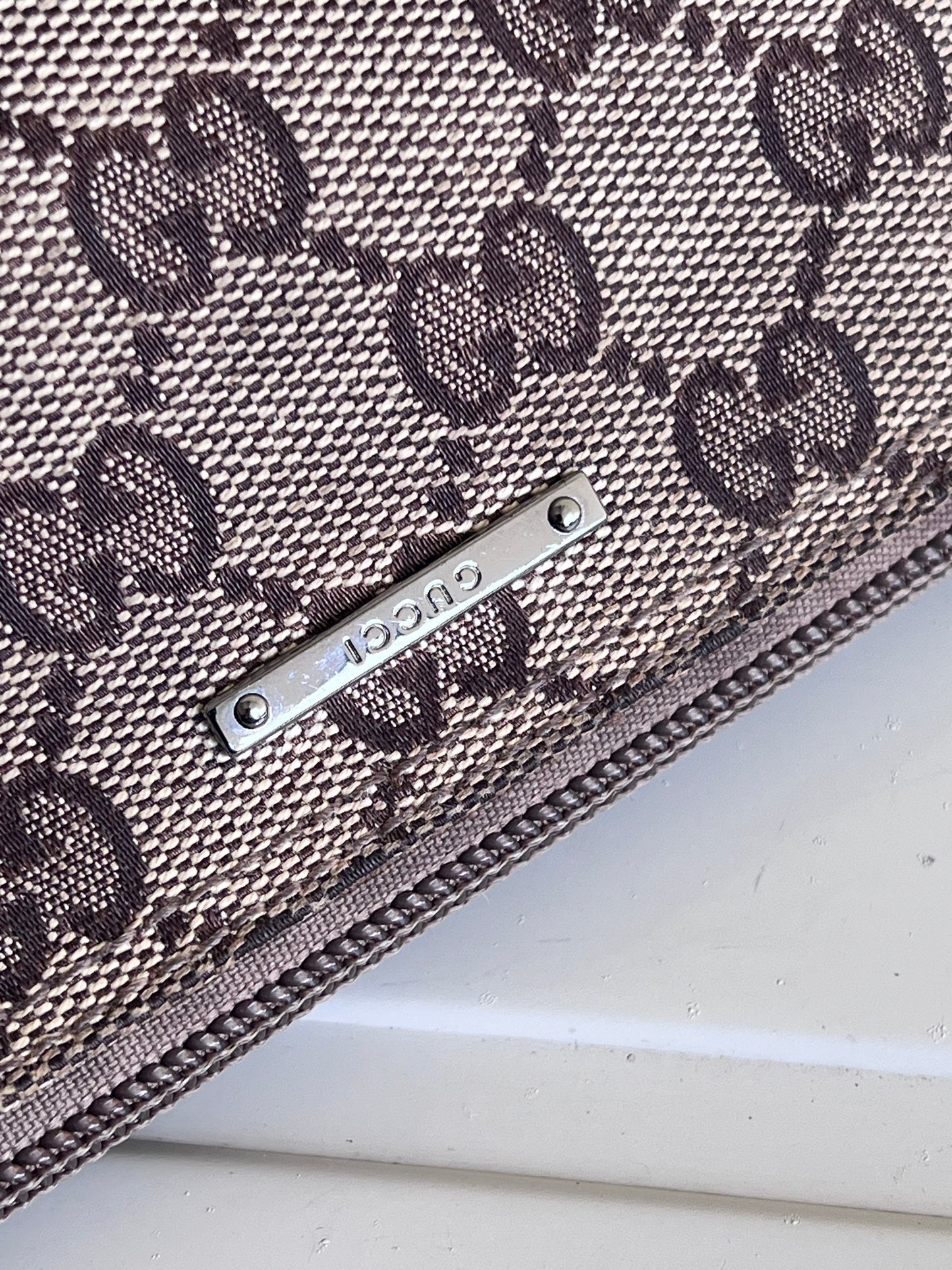 Gucci Boat Bag classic monogram
