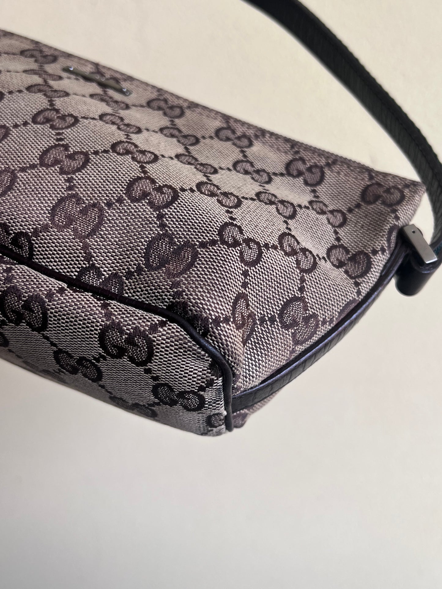 Gucci Boat Bag classic monogram