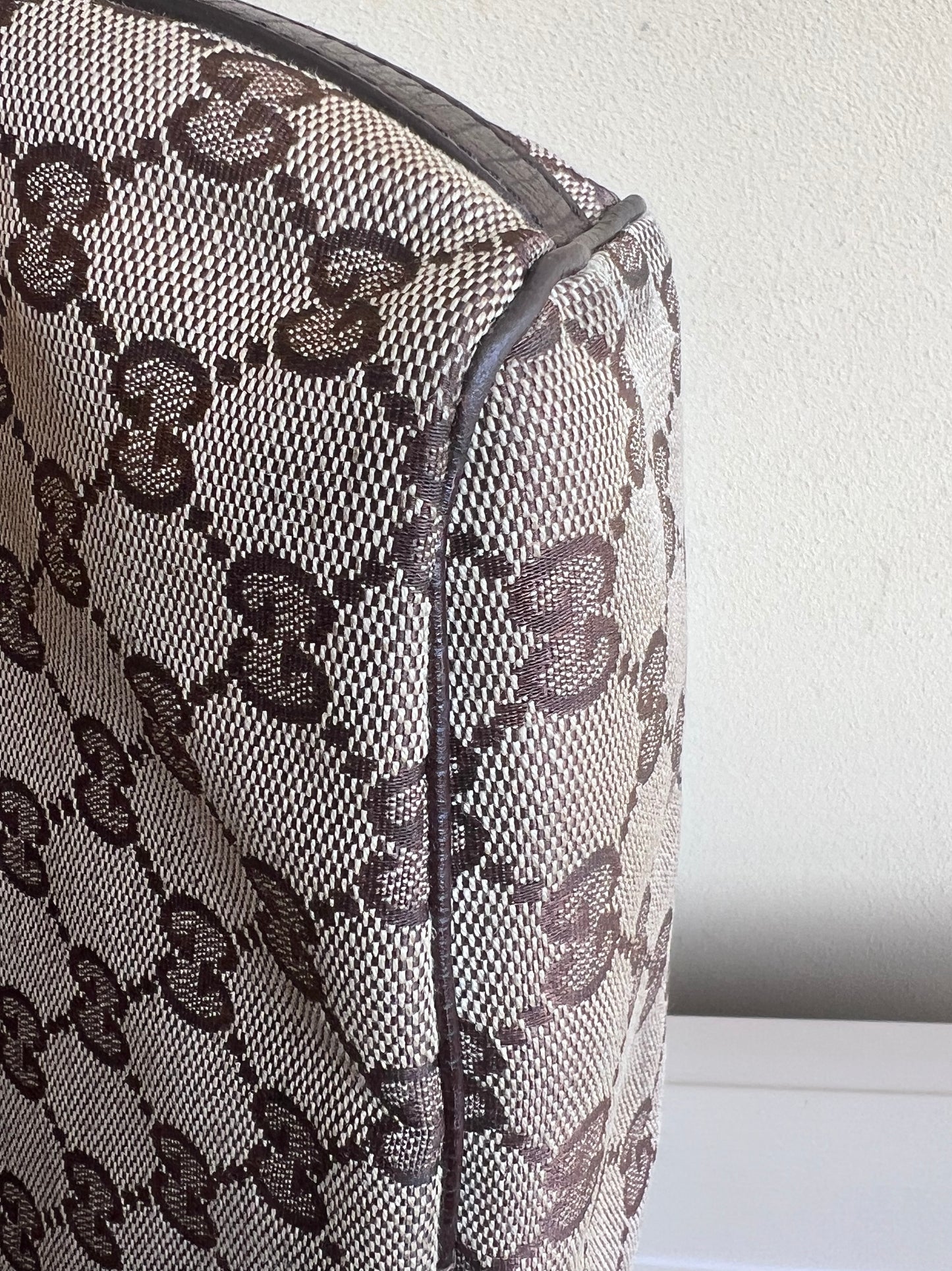 Gucci Boat Bag classic monogram
