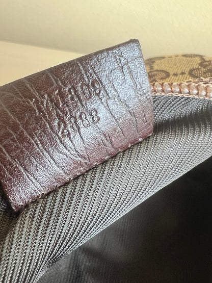 Gucci Boat Bag classic monogram