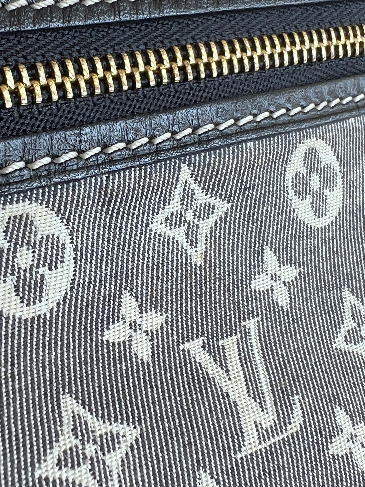 Louis Vuitton Pochette