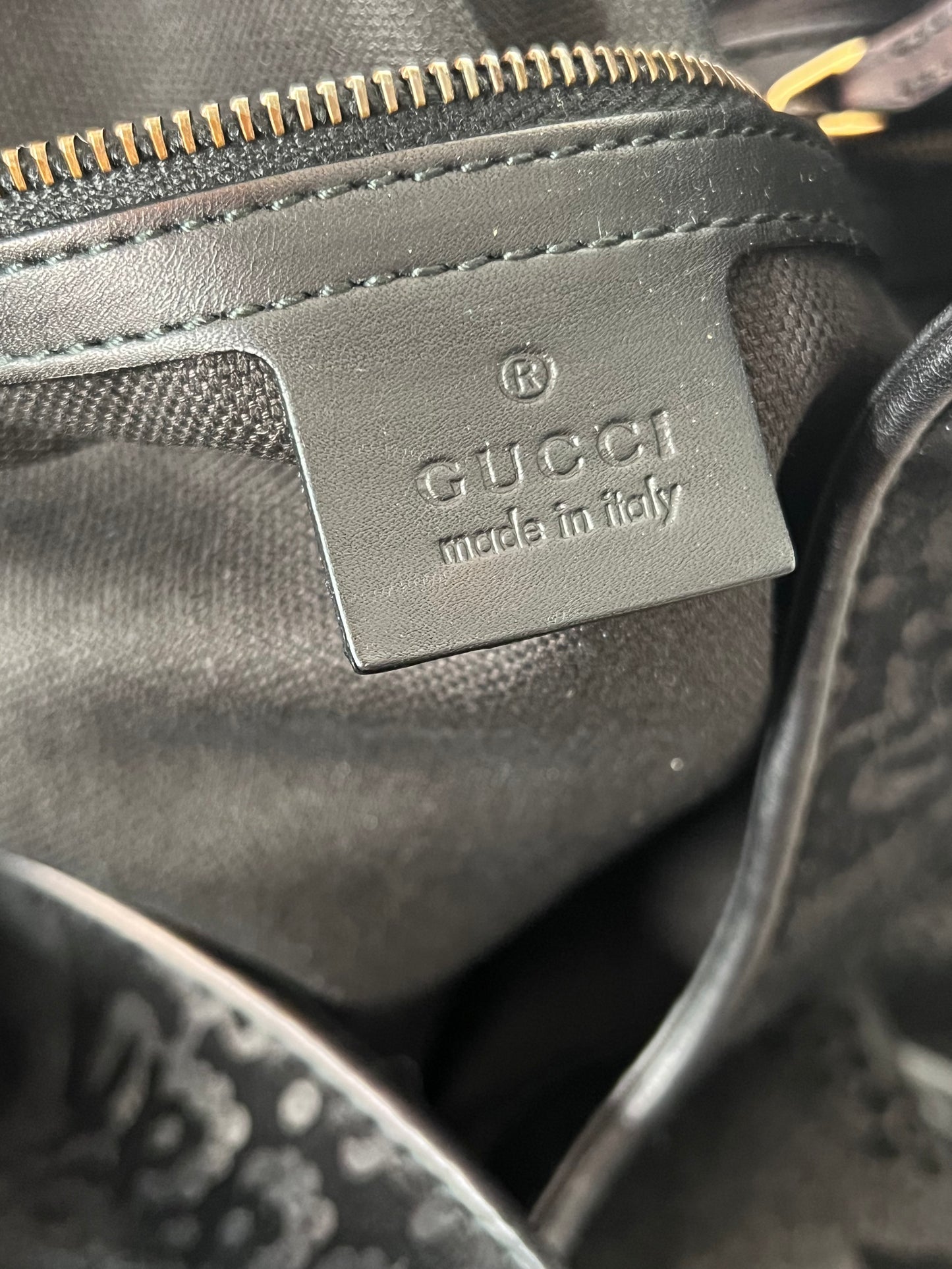 Gucci Soft Stirrup black