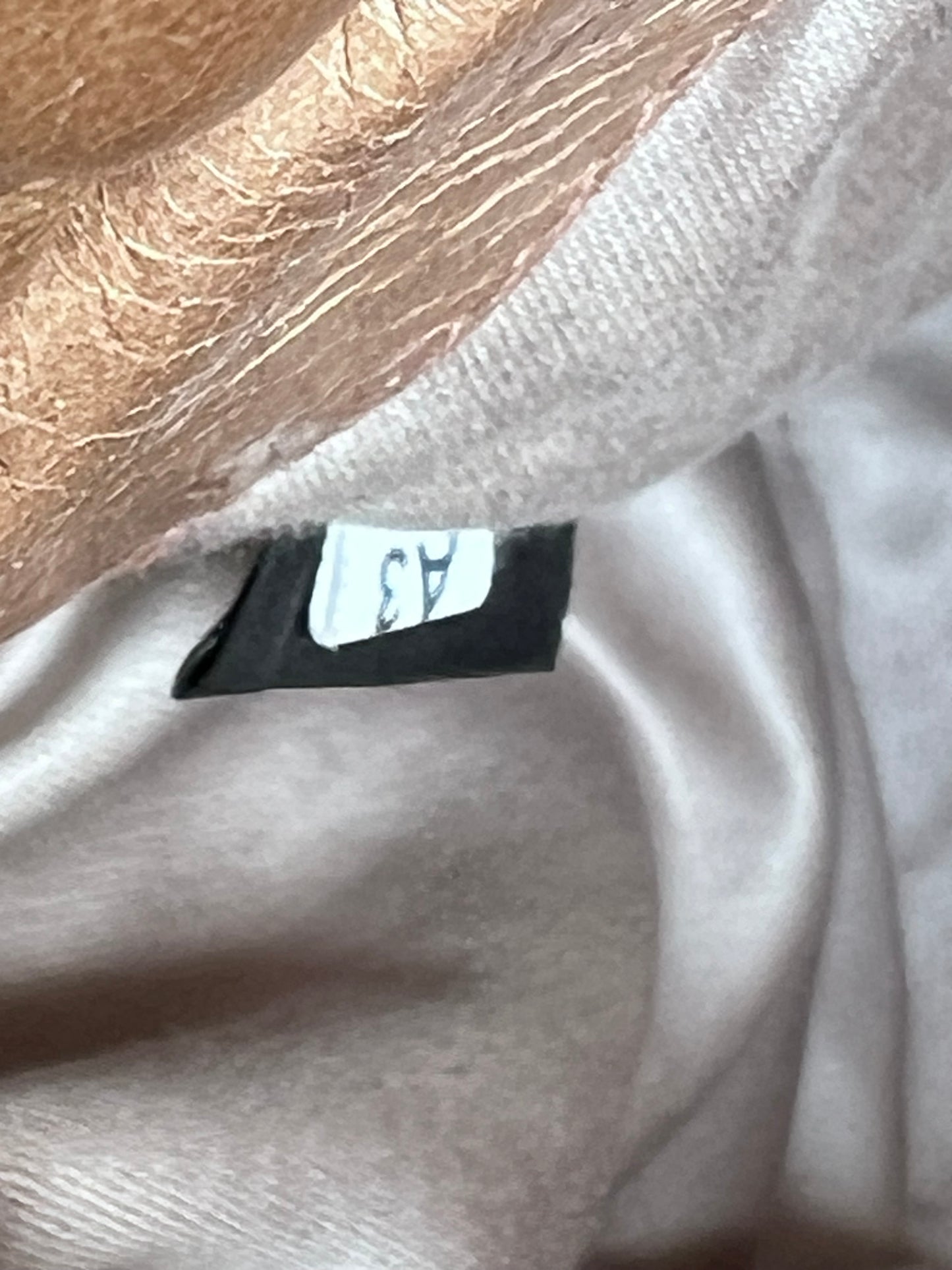 Miu Miu vitello Lux