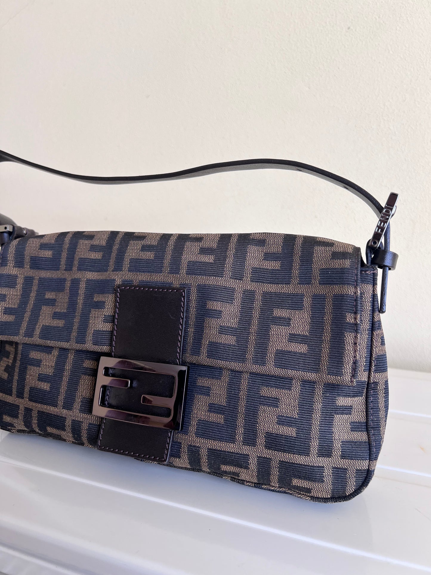 Fendi baguette Classic Zucca