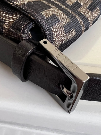 Fendi baguette Classic Zucca