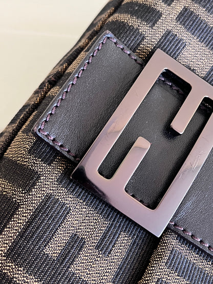 Fendi baguette Classic Zucca
