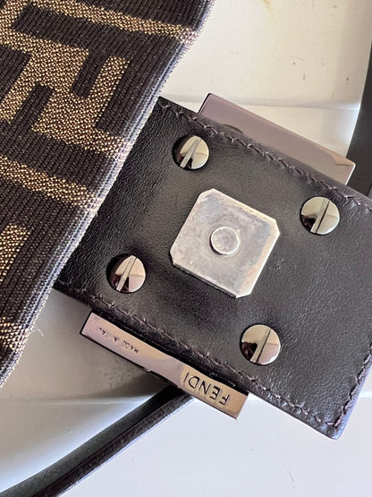 Fendi baguette Classic Zucca