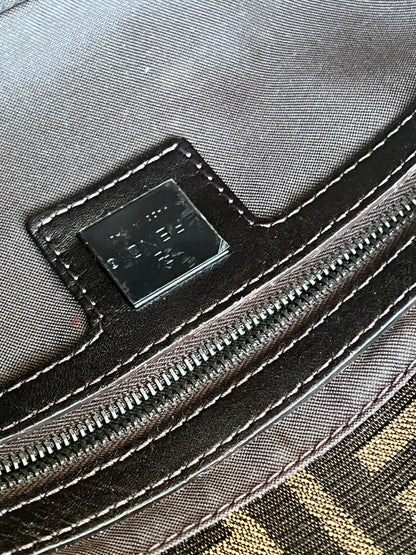 Fendi baguette Classic Zucca