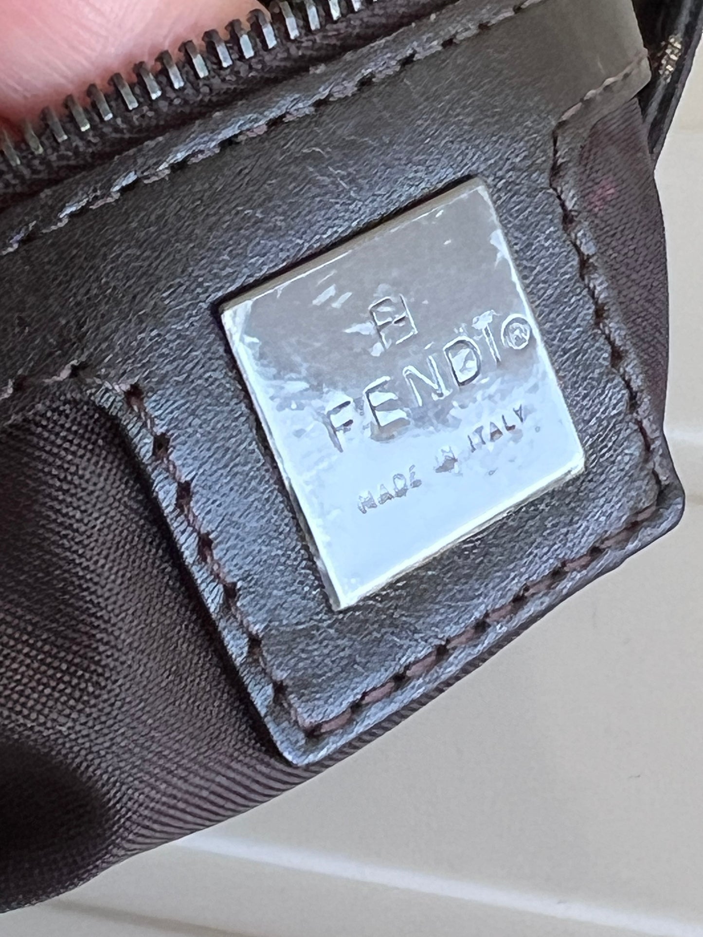 Fendi baguette Classic Zucca