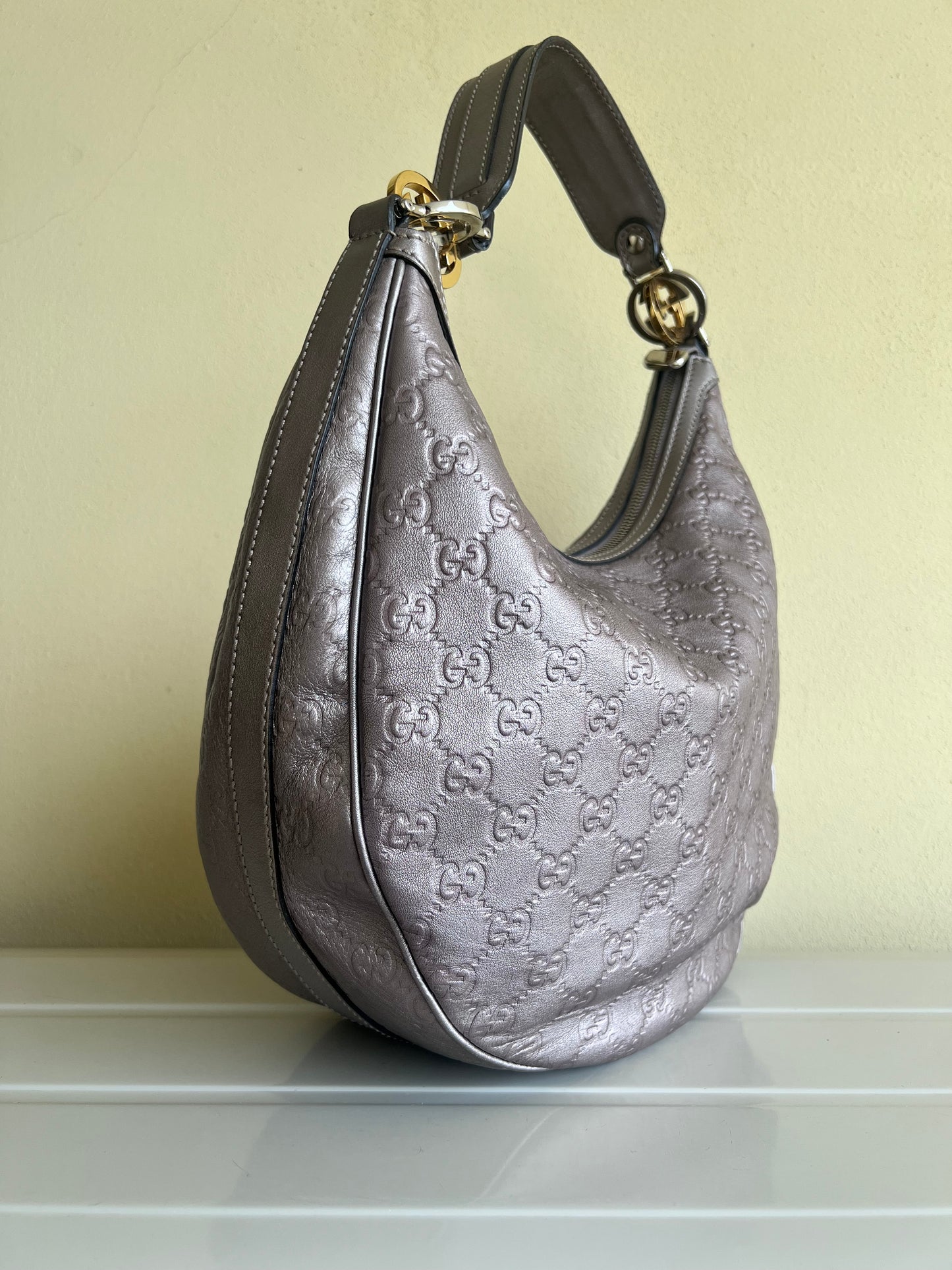 Gucci Hobo metalic leather