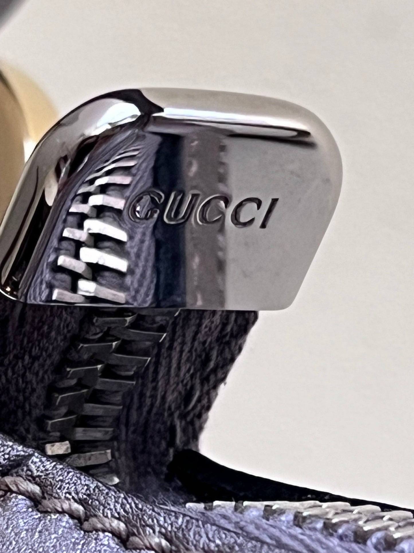 Gucci Hobo metalic leather