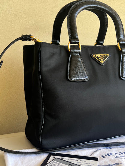 Prada tote Nylon e Saffiano