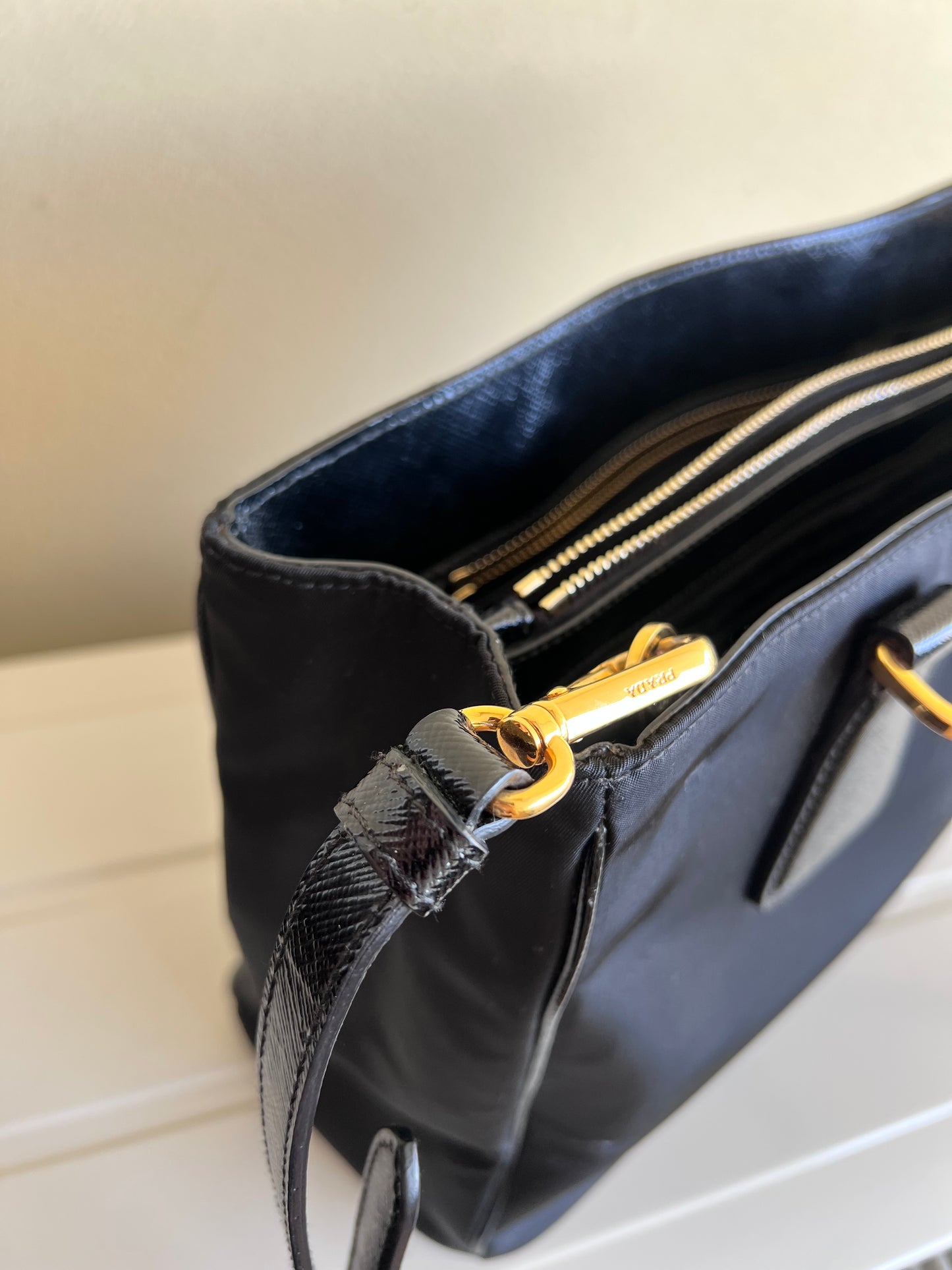 Prada tote Nylon e Saffiano