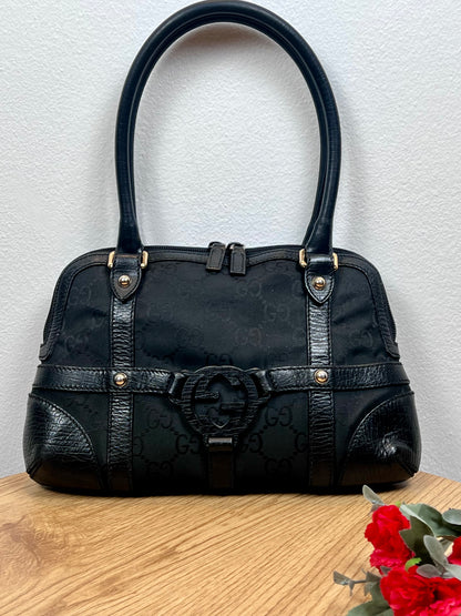 Gucci hobo logo Interlocking