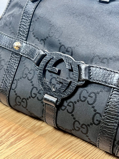 Gucci hobo logo Interlocking