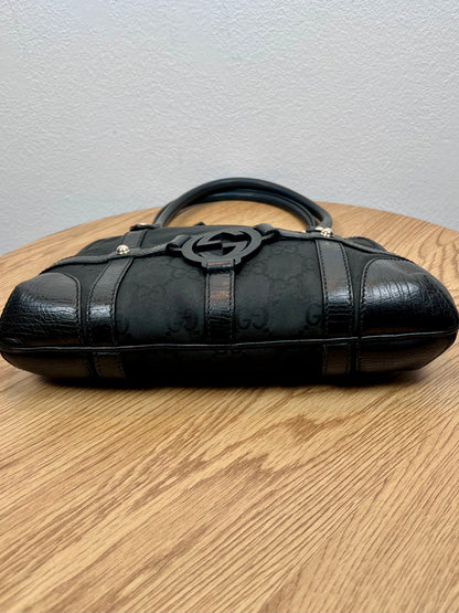 Gucci hobo logo Interlocking