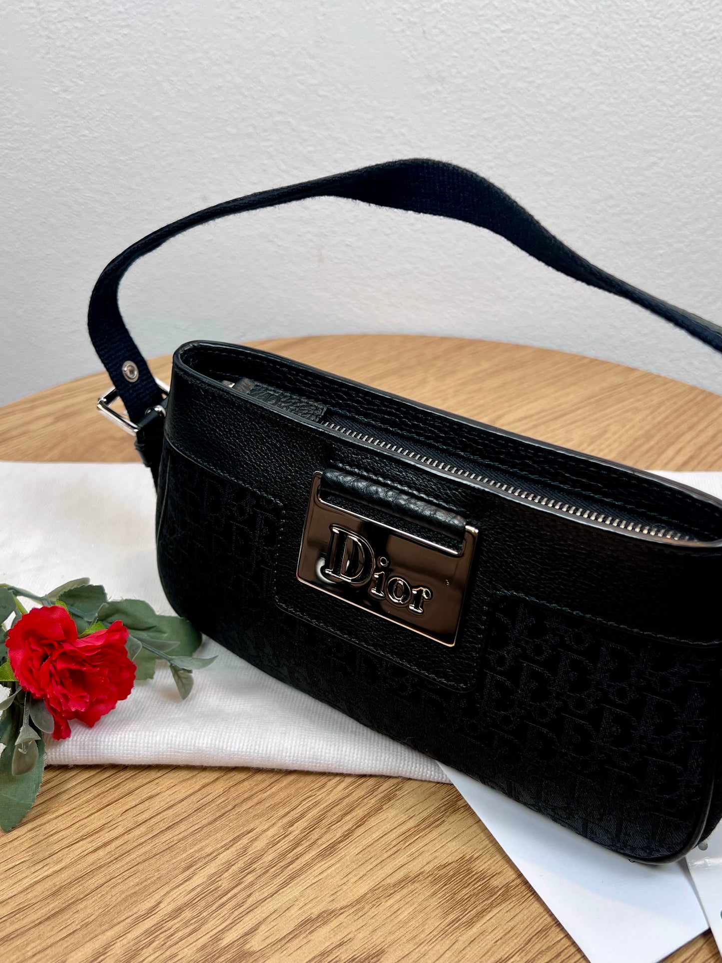 Dior Pochette Street Chic