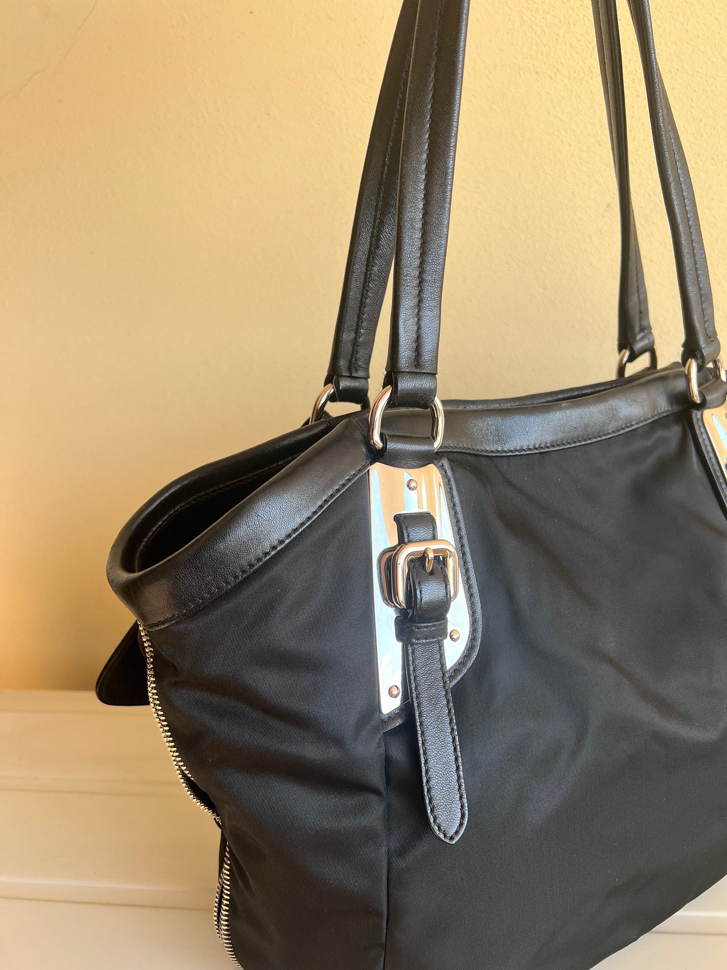 Prada Tote bag black