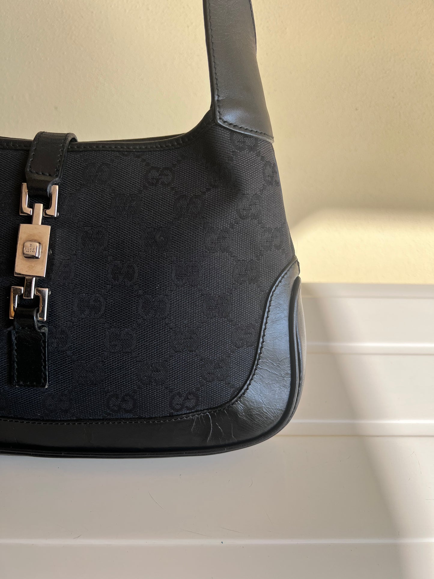 Gucci Jackie black