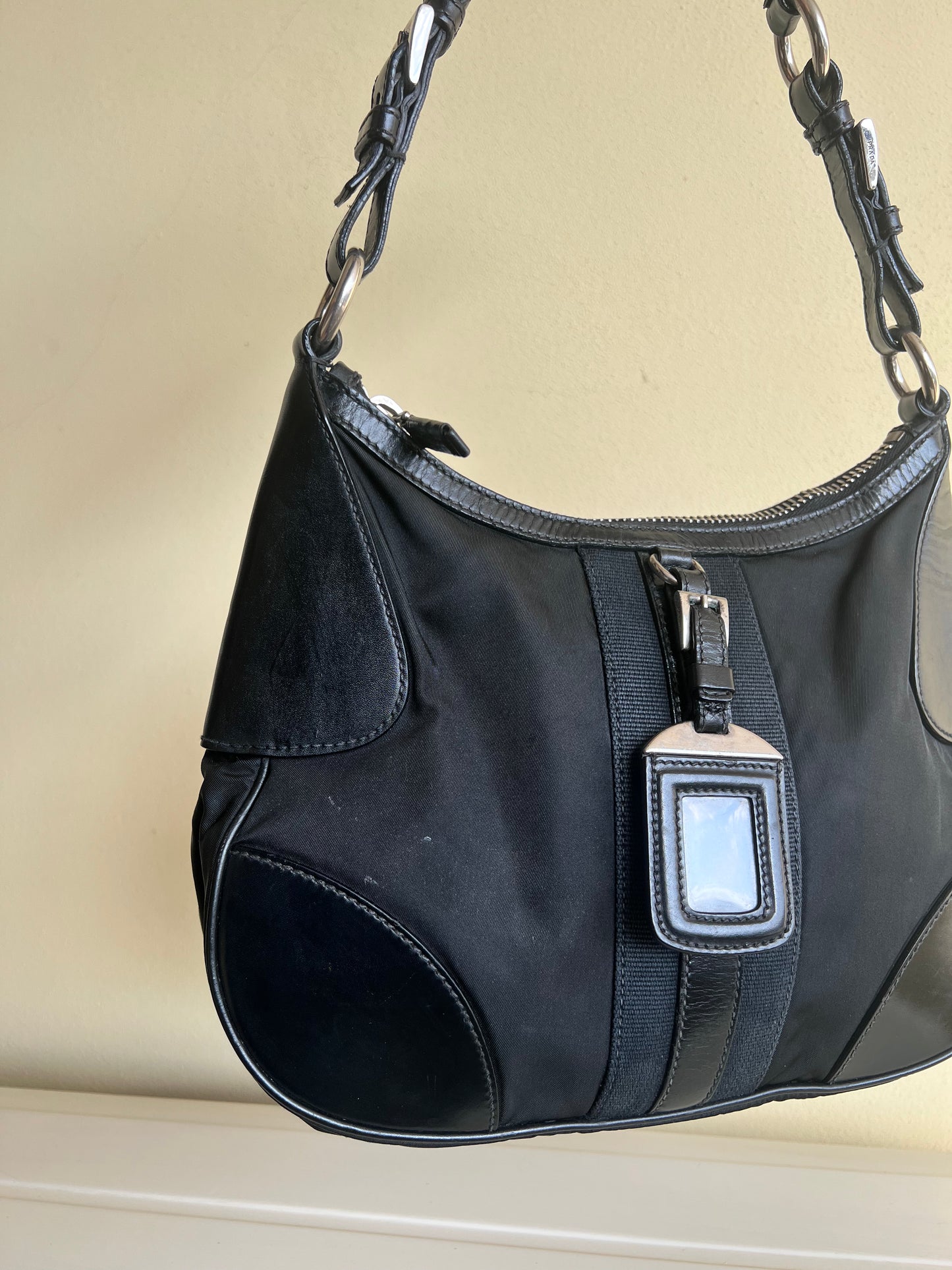 Prada Hobo nylon e pelle